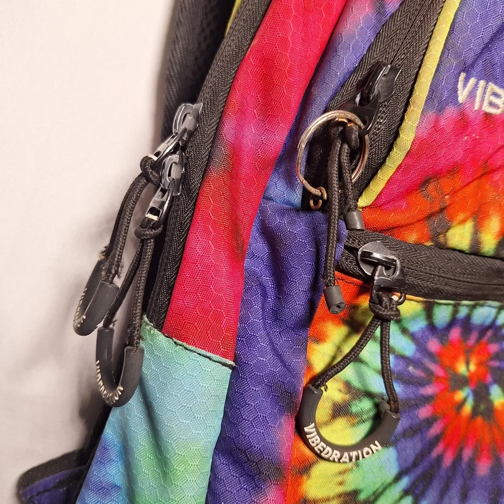 Vibedration Hydration Backpack w/o bladder - Rainbow Tie Dye